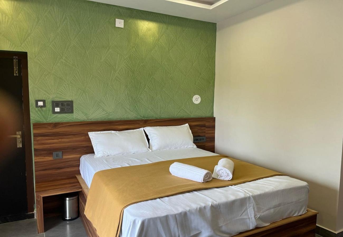 Trigon Retreat Hotel Pūrnānkuppam Exterior foto